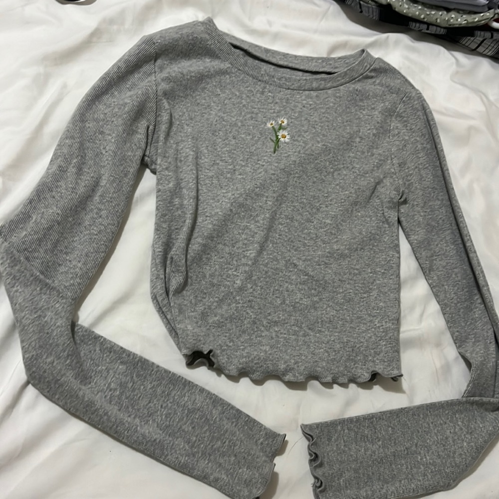 Aeropostale Long Sleeve Crop Top